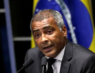Romário negocia patrocínio de bet enquanto relata CPI sobre apostas