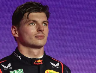 Dominante, Verstappen garante a pole position no GP da China, a 100ª da Red Bull na F-1