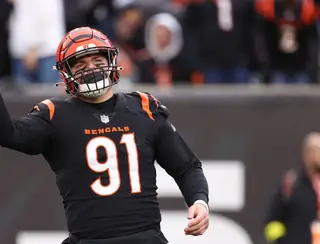 Bengals DE Hendrickson requests to be traded