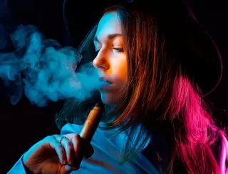 Cigarros eletrônicos aumentam exposição de adolescentes a metais pesados