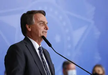 Bolsonaro não irá sancionar o aumento do fundo eleitoral e diz que valor deveria ser aplicado em obras estruturantes