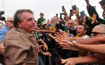 Bolsonaro deixa Salvador rumo ao Rio de Janeiro após dois dias de agenda na Bahia