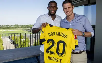 Borussia Dortmund contrata Modeste para vaga de Haller, tratando tumor testicular