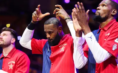 'Just let it happen organically': LeBron's advice to the next face of the NBA