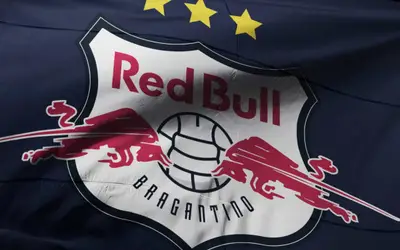 Red Bull Bragantino fecha com Pedro Henrique, zagueiro do Athletico-PR
