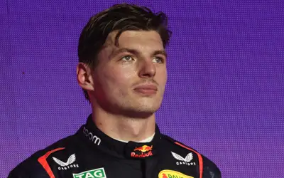 Dominante, Verstappen garante a pole position no GP da China, a 100ª da Red Bull na F-1
