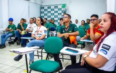 Agentes da Operação Lei Seca realizam palestras sobre álcool e direção em empresa de Rio Largo