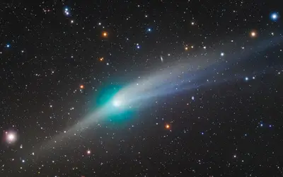 Meteoros de rastros do Halley podem ser vistos na madrugada de domingo