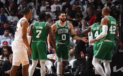 Celtics punch back, take Game 3 in Cleveland